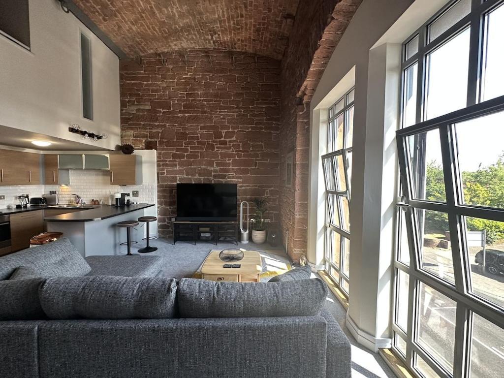 The Engine House At Dixons Chimney Near Carlisle Castle Unique Historic Apartment With 65 Inch Sky Glass And Private Parking Buitenkant foto